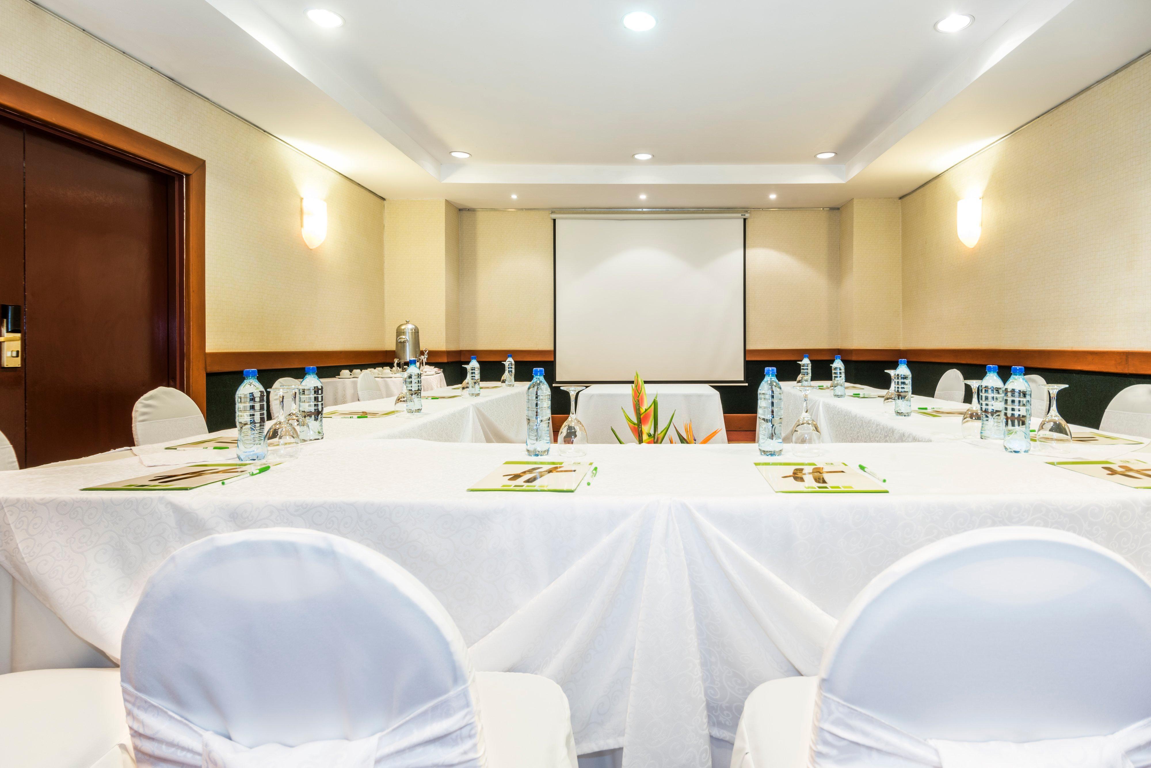 Holiday Inn Convention Center By Ihg Манагуа Экстерьер фото